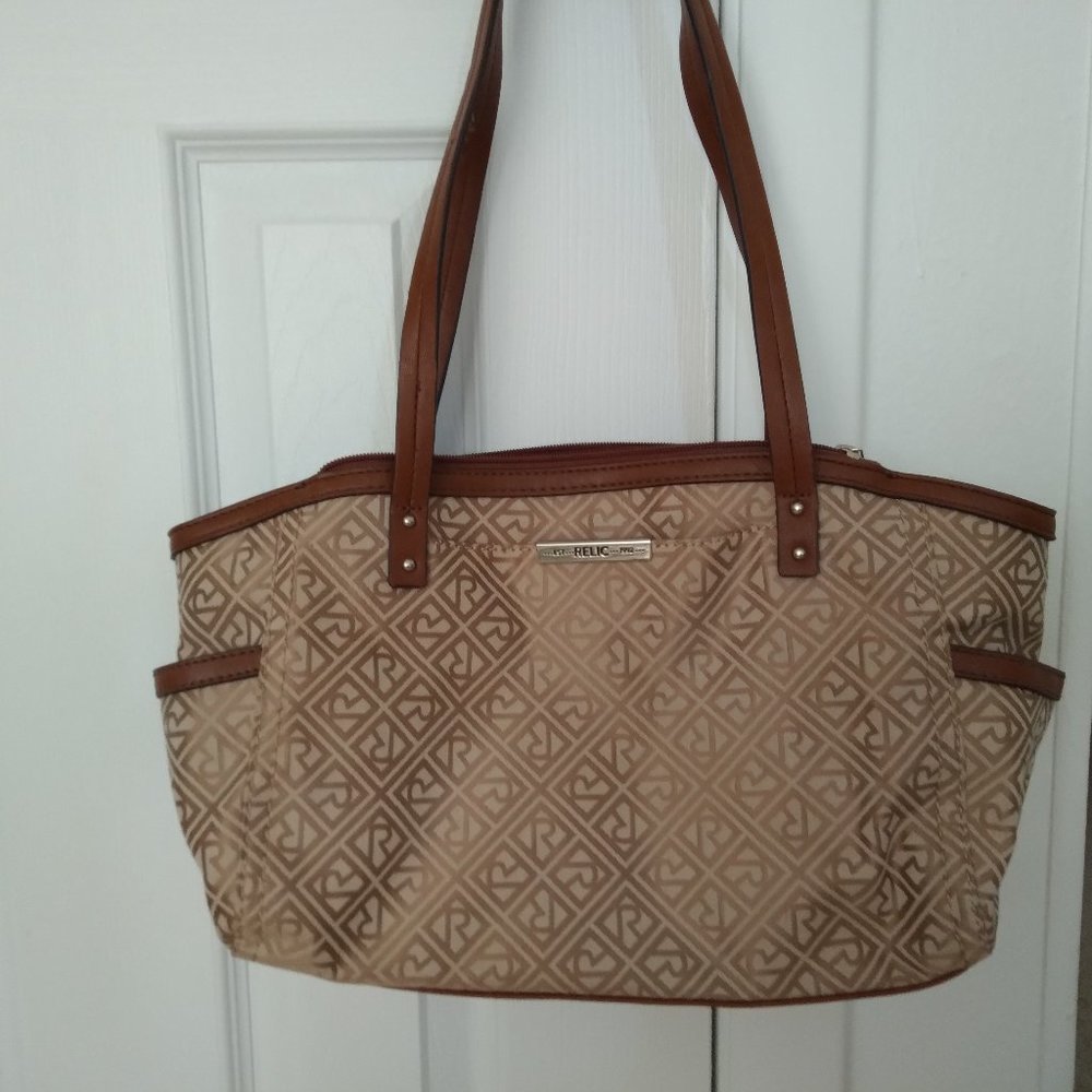 Relic Golden Tan Logo Canvas With Brown Faux Leather Trim Purse Great Condition!
